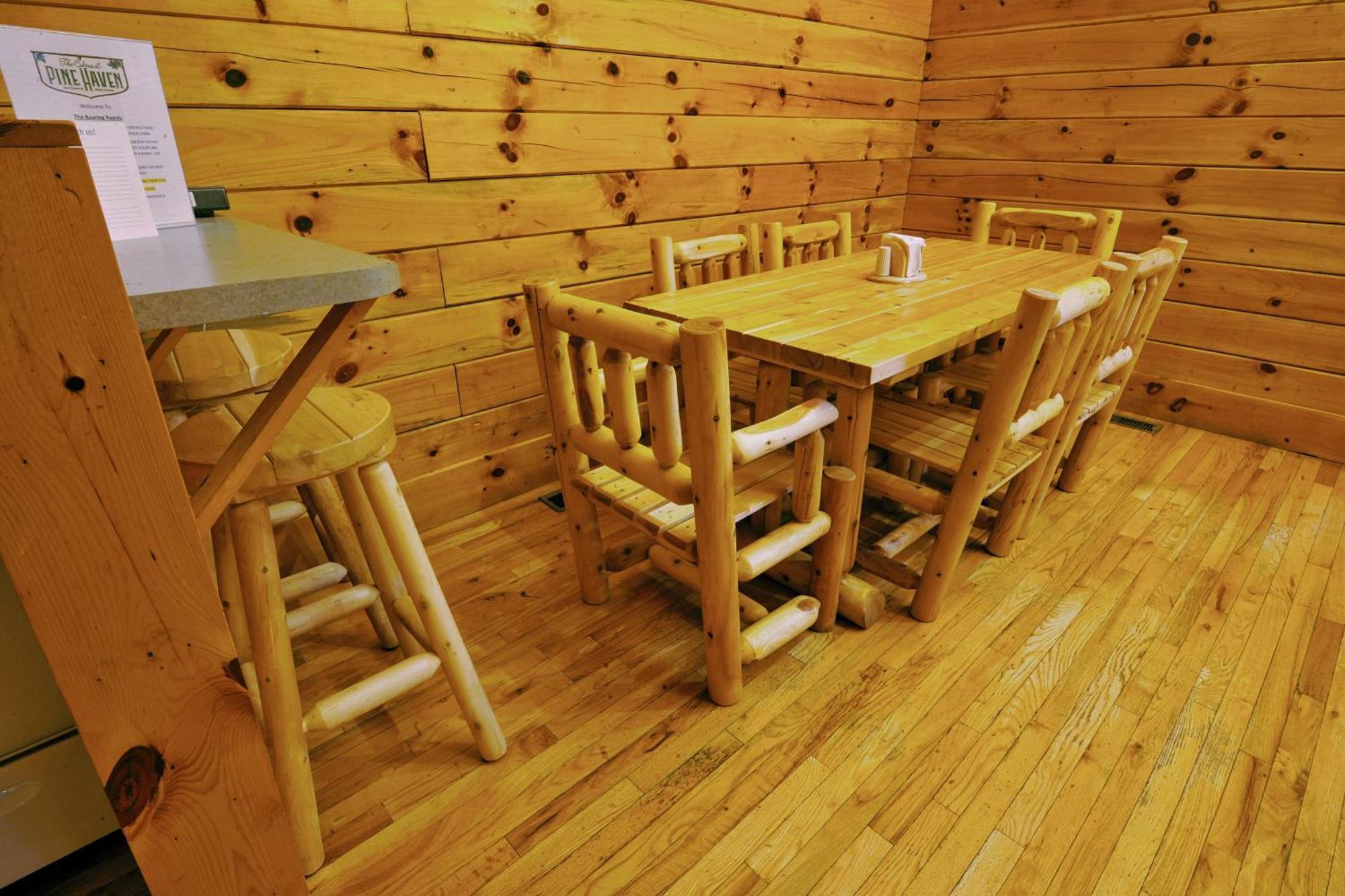 The Cabins At Pine Haven - Beckley 비버 외부 사진