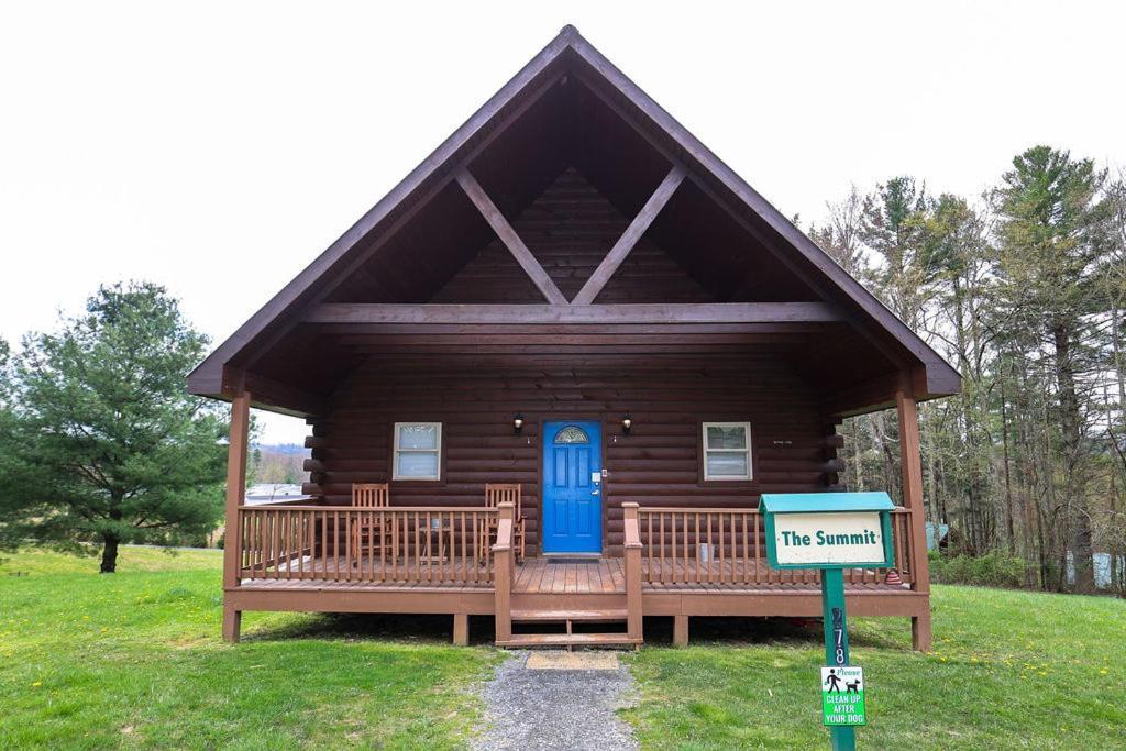 The Cabins At Pine Haven - Beckley 비버 외부 사진